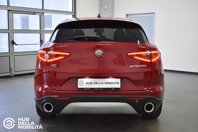 ALFA ROMEO Stelvio 2.2 Turbodiesel 190 CV AT8 Q4 Business